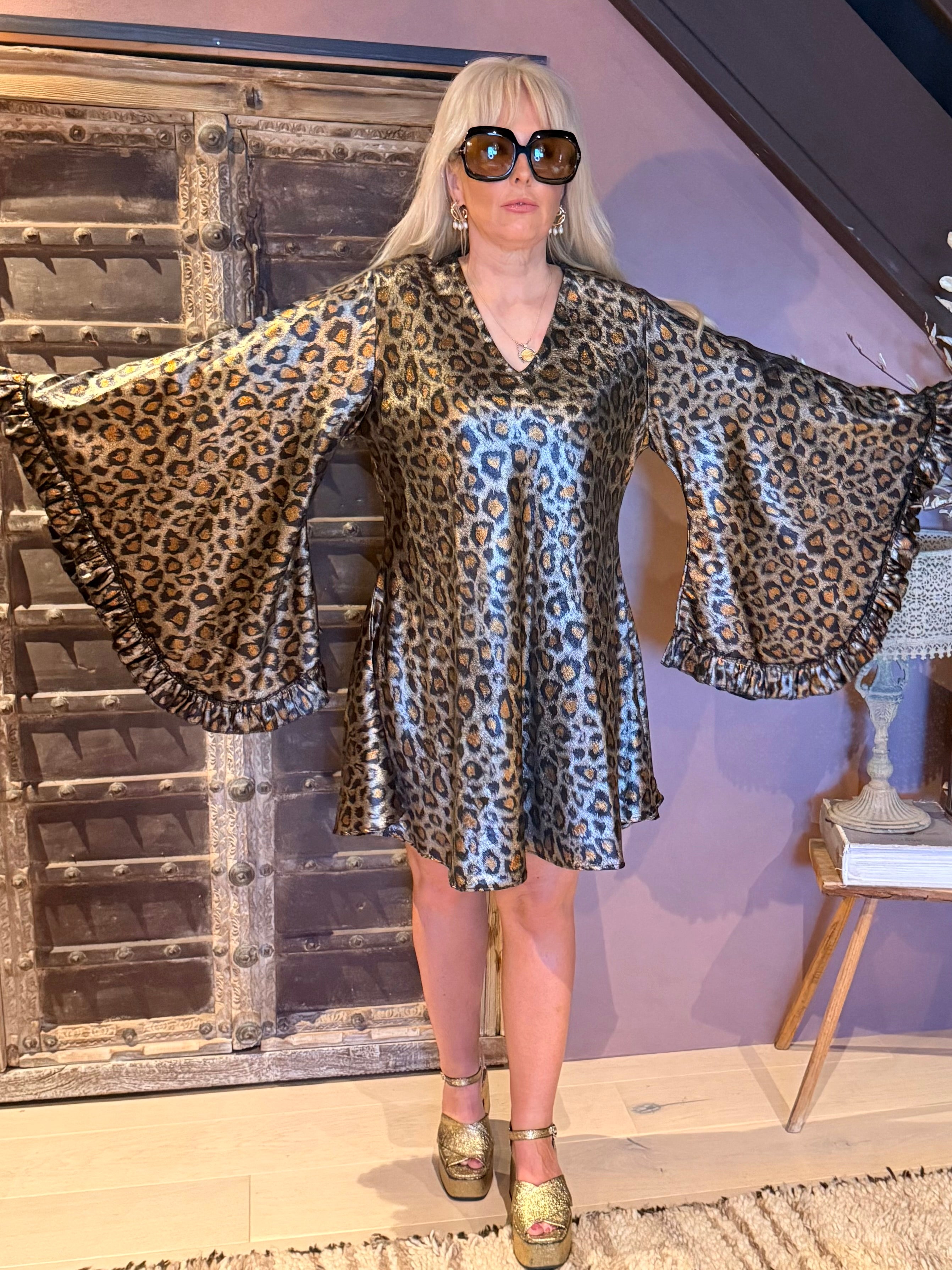 Short Stevie — Gilded Metallic Leopard