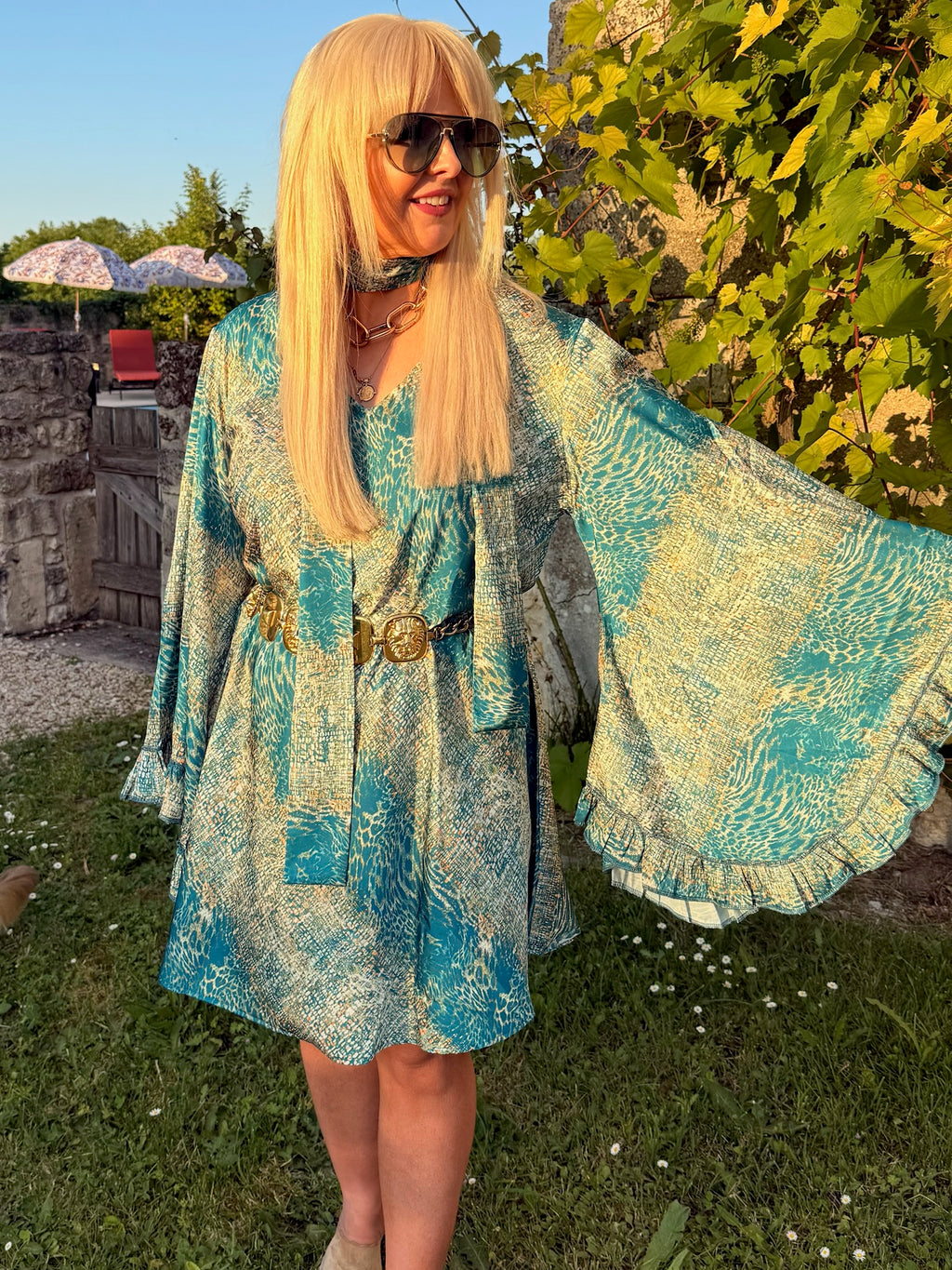 Short Stevie - turquoise Animal Silk