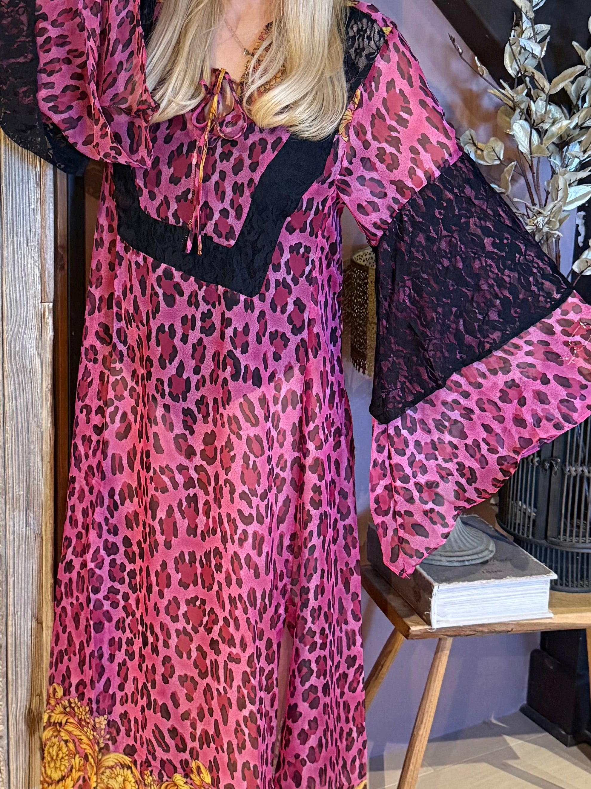 Dora - Leopard Wild Berry