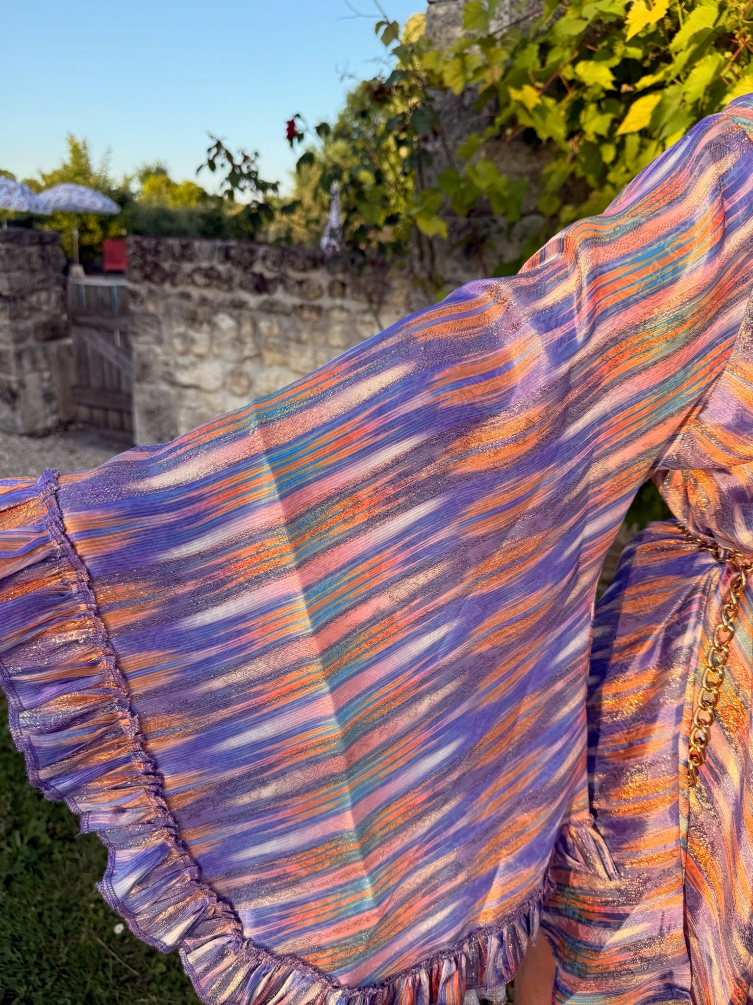 Short Stevie - Brushstroke Lilac with Gold