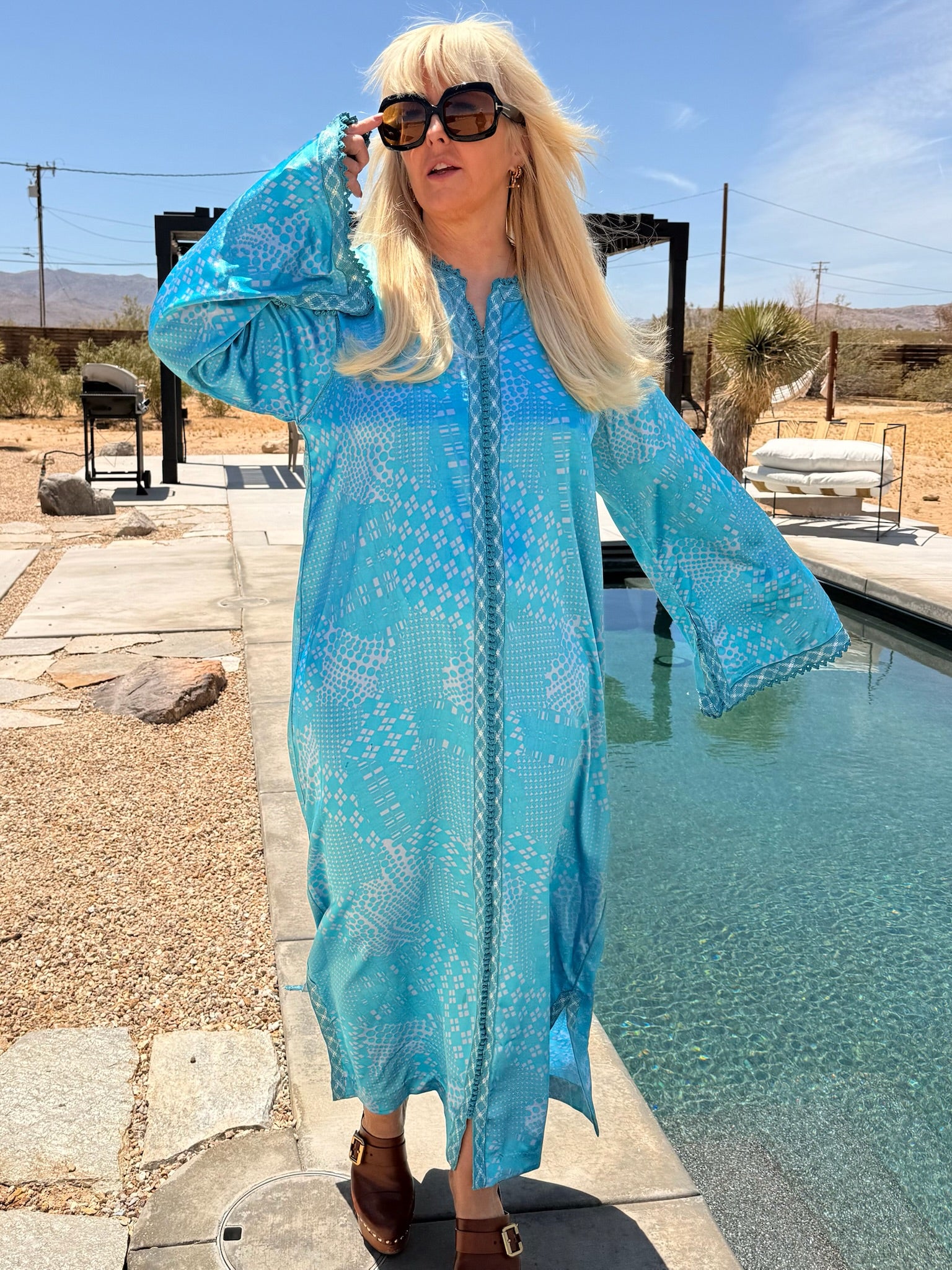 Vintage 1970s Turquoise Silver Kaftan