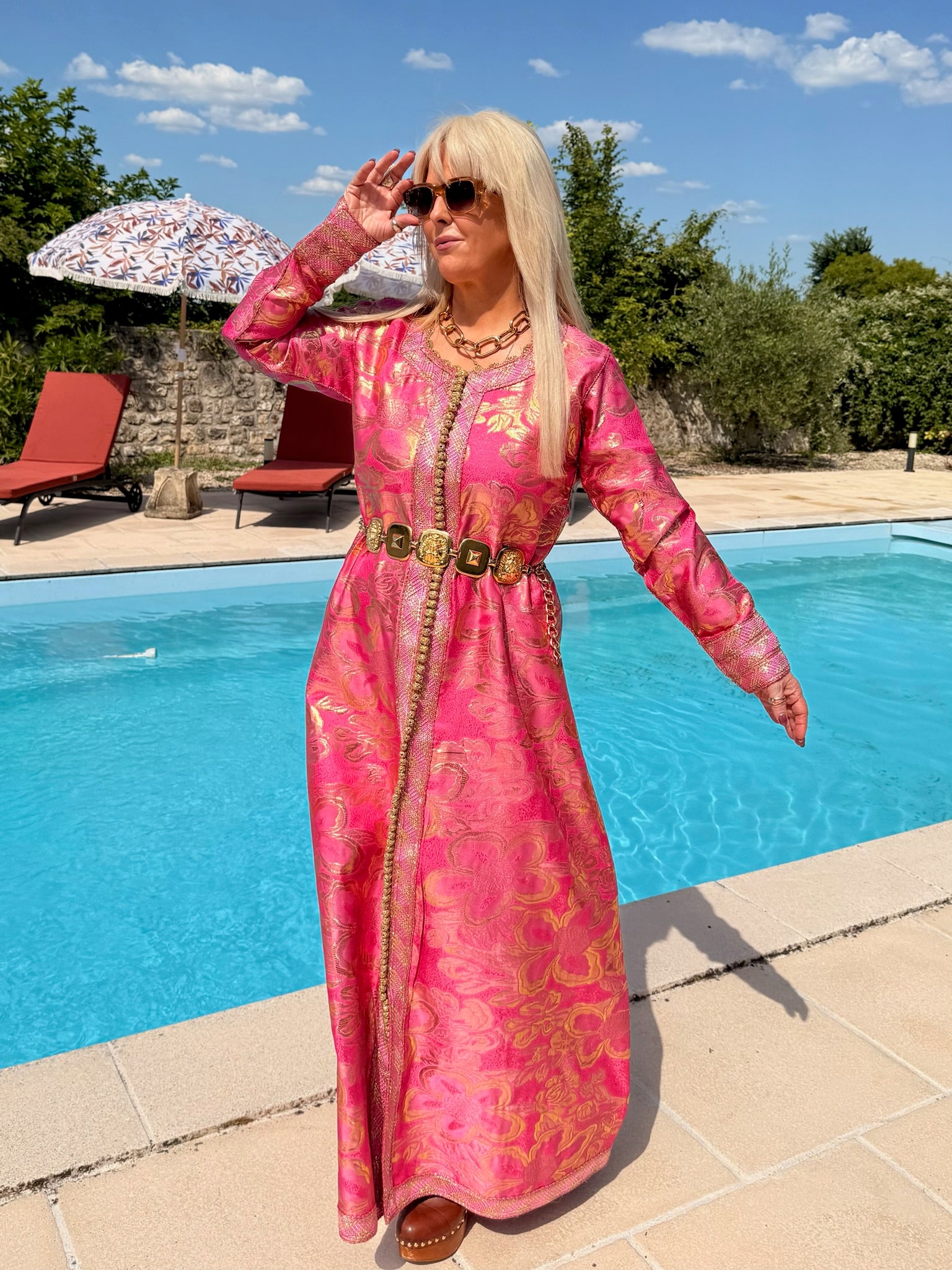Vintage 1970s Pink Gold Metallic Embroidered Kaftan