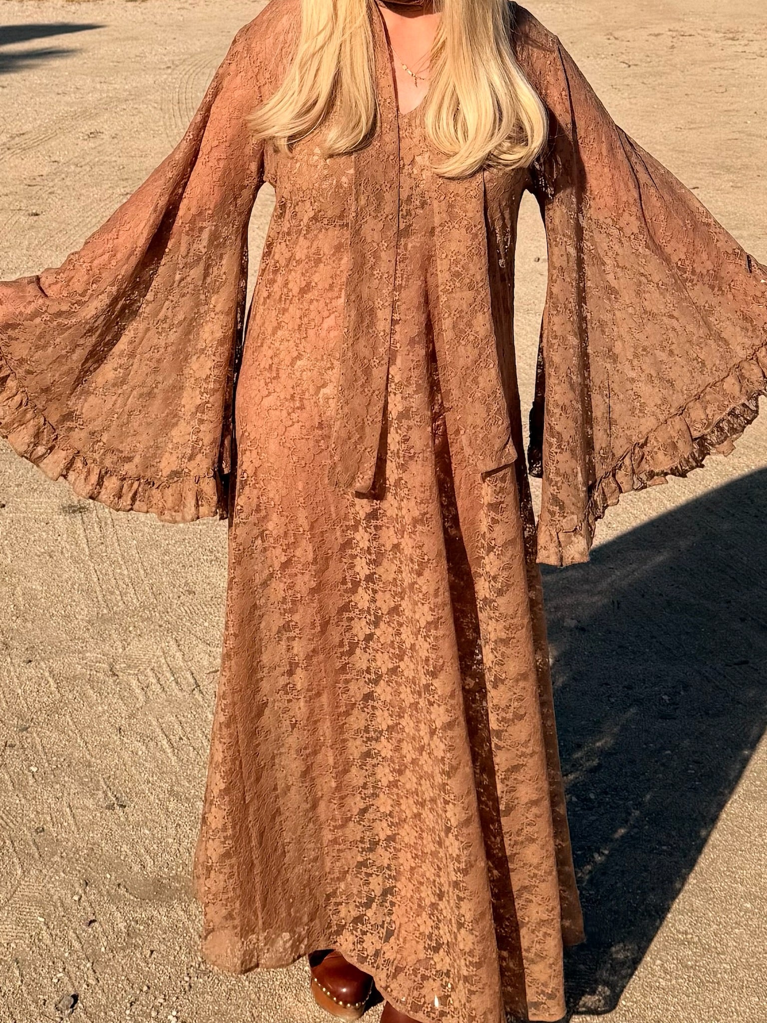 Stevie - Toffee Lace