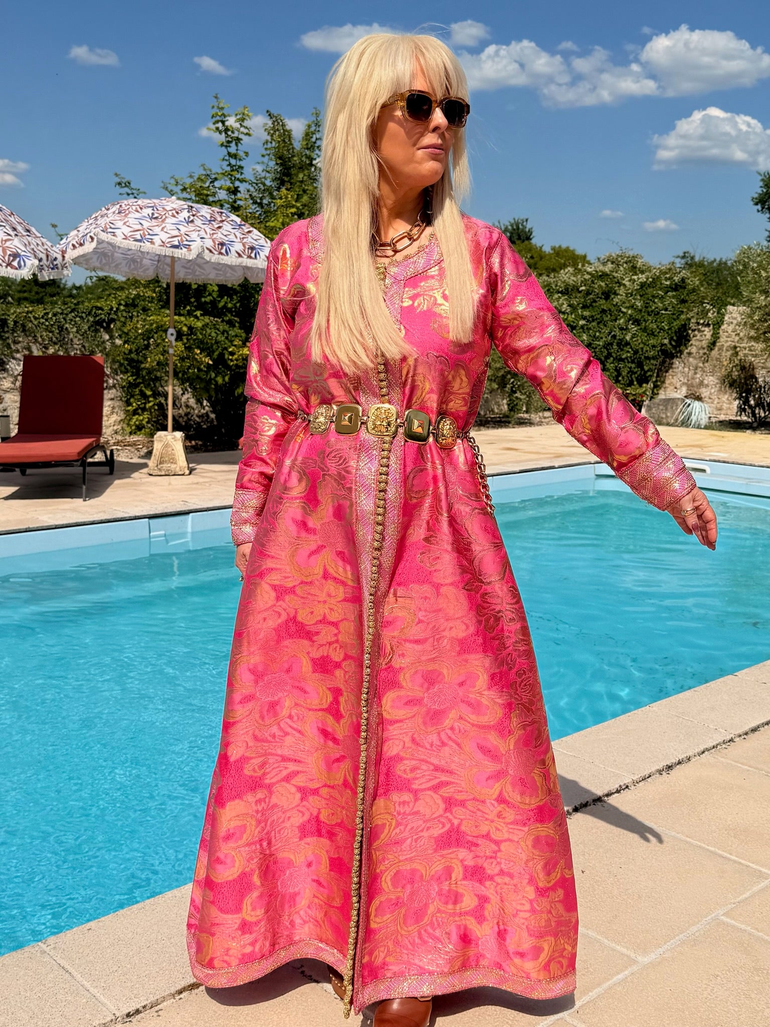 Vintage 1970s Pink Gold Metallic Embroidered Kaftan
