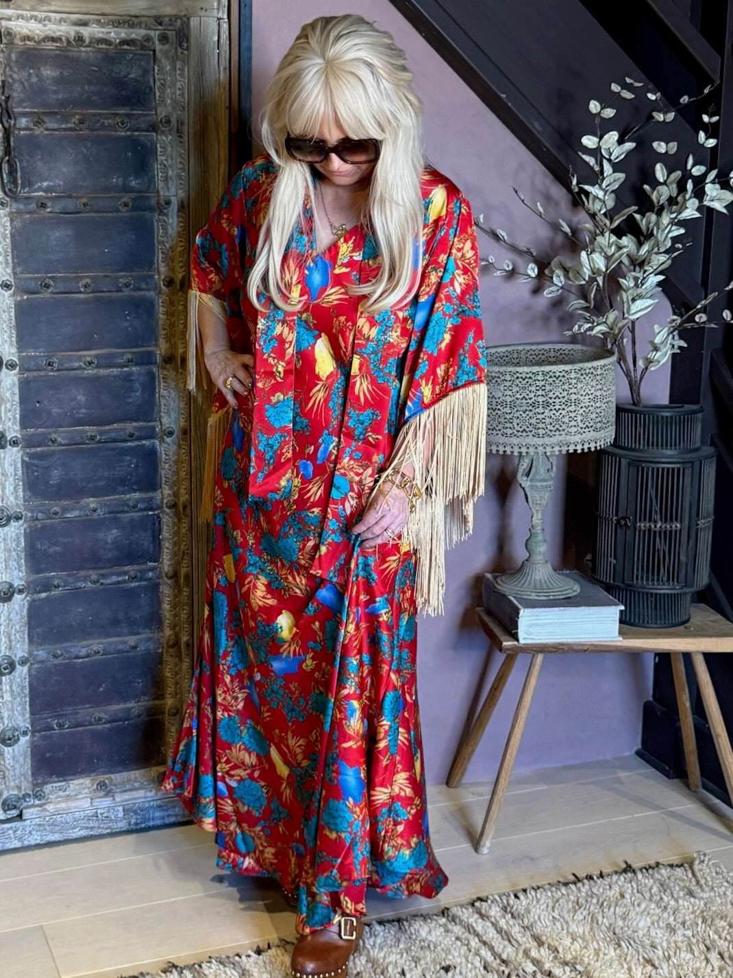 Stevie – Sapphire & Scarlet Fringe