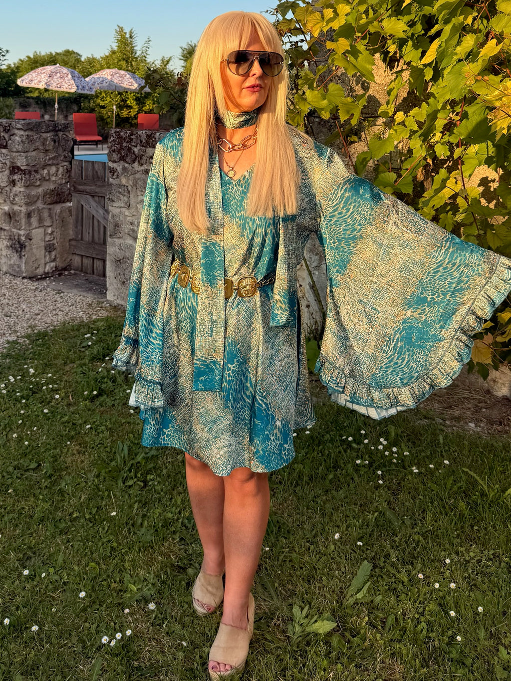 Short Stevie - turquoise Animal Silk
