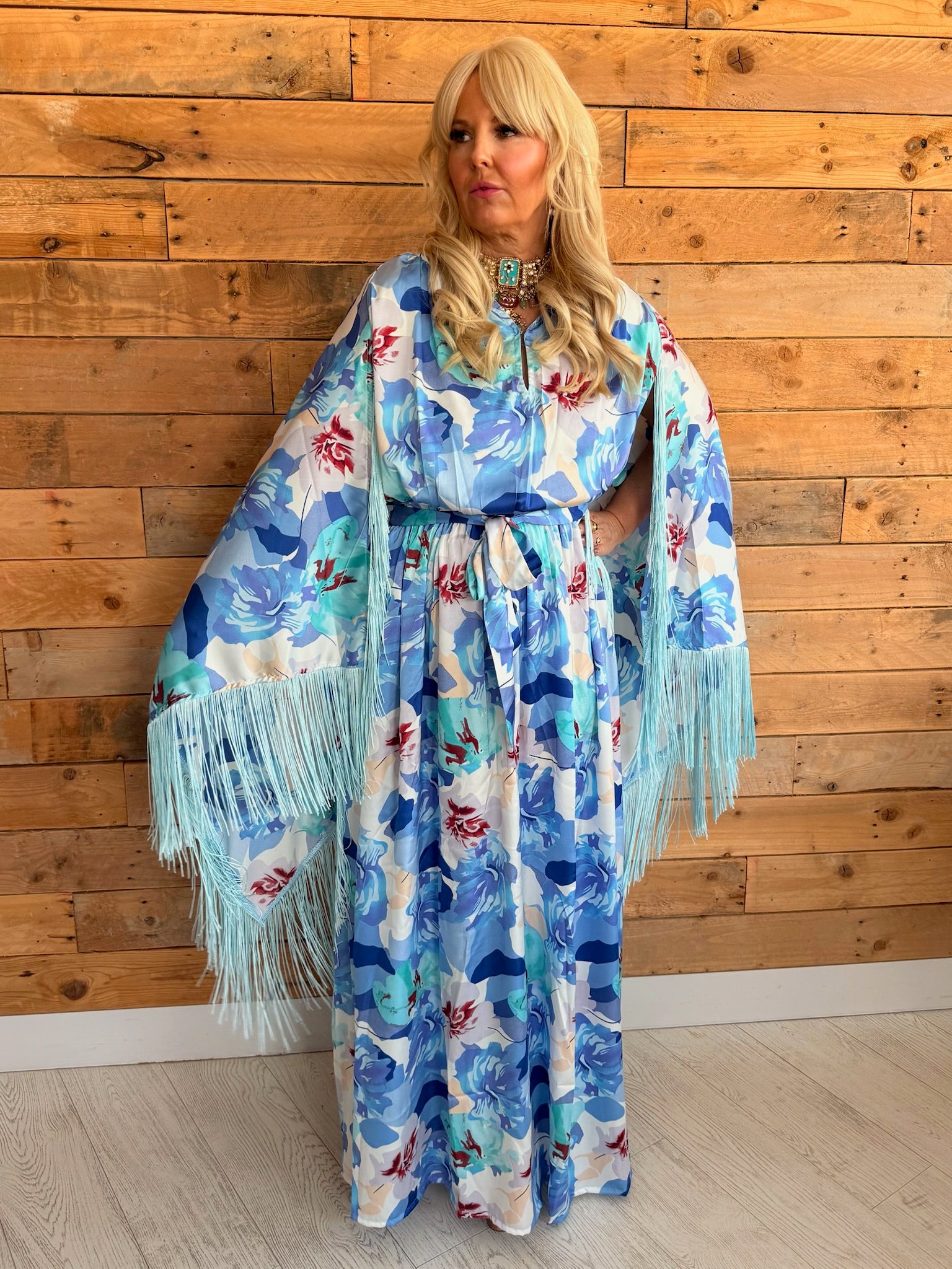 Chloe - Blue Hawaiian