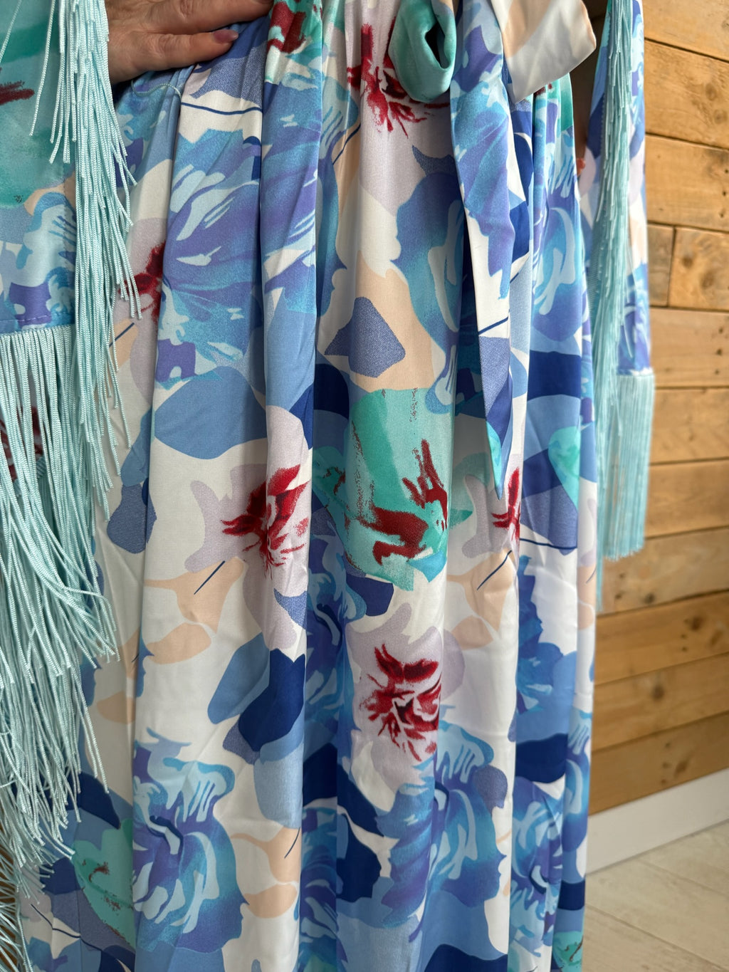 Chloe - Blue Hawaiian
