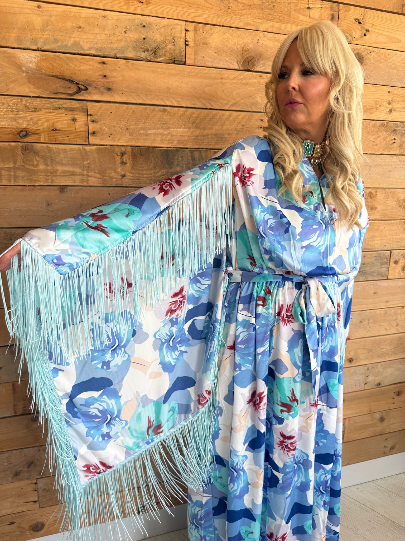 Chloe - Blue Hawaiian